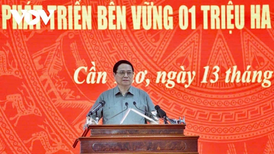 PM inspects implementation of two-tier local government model in Can Tho